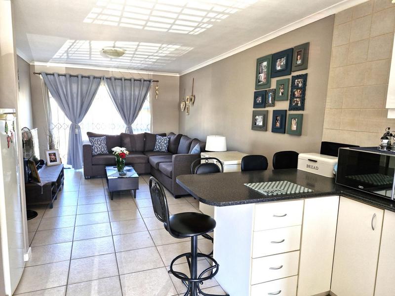 2 Bedroom Property for Sale in Burgundy Estate Western Cape